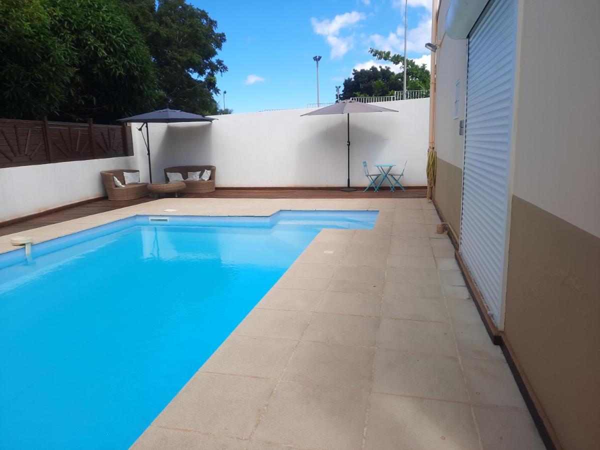 Studio Avec Piscine Privee, Idealement Situe Saint-Claude Exterior foto