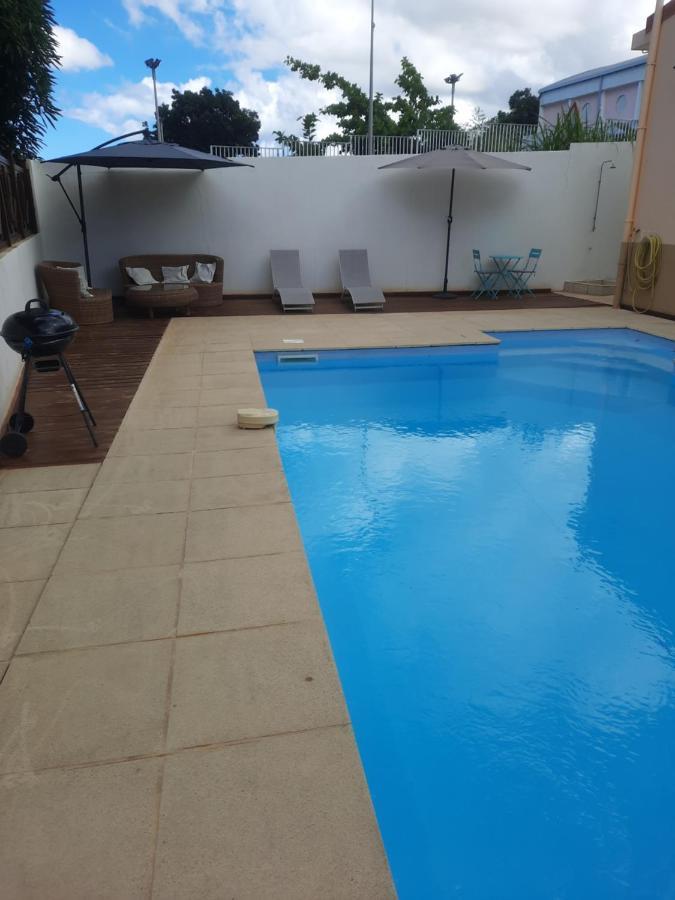 Studio Avec Piscine Privee, Idealement Situe Saint-Claude Exterior foto