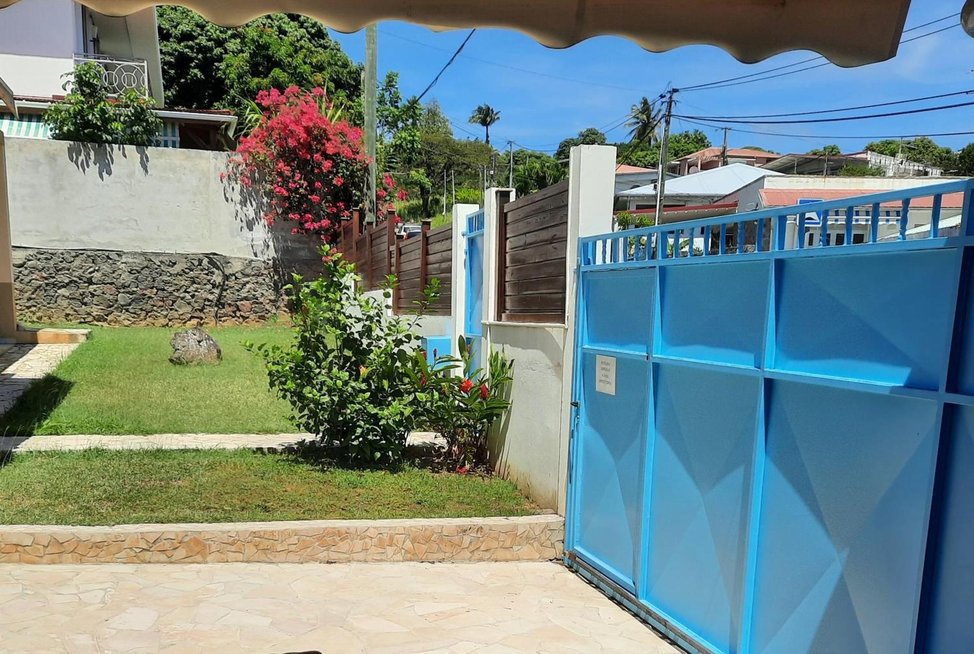 Studio Avec Piscine Privee, Idealement Situe Saint-Claude Exterior foto